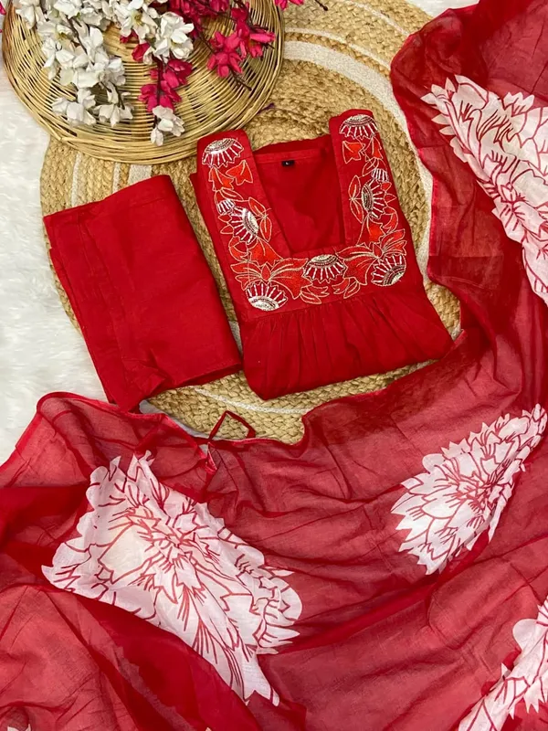 Ruby_Adda_Embroidered_Kurta_Set