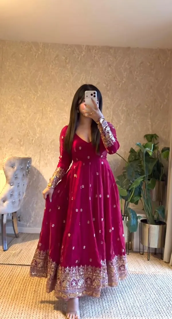 Ruby_Heirloom_Anarkali_Set