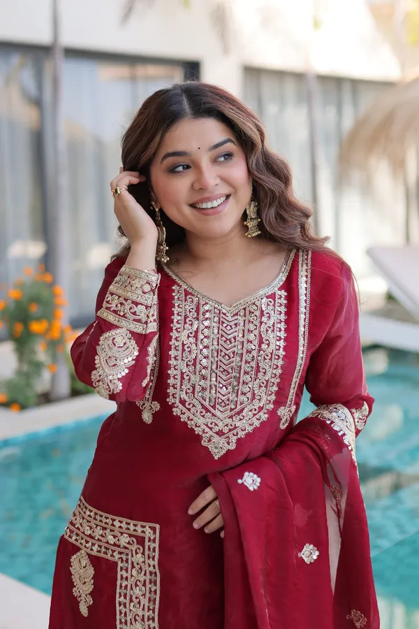 Ruhani_Maroon_Silk_Suit