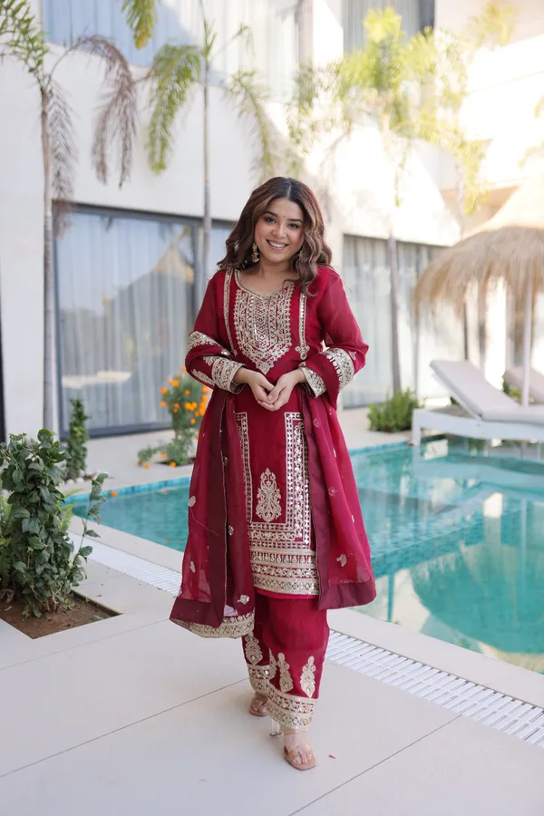 Ruhani_Maroon_Silk_Suit
