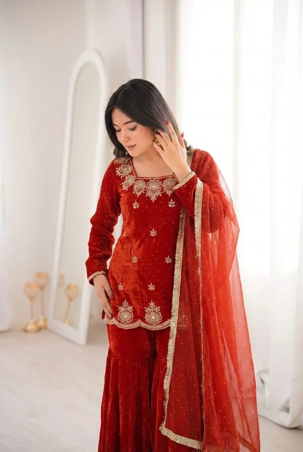 Rust_Zarkan_Sharara_Set
