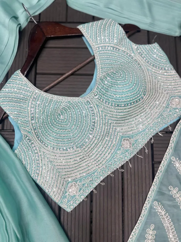 Sage_Green_Pre-Drape_Saree