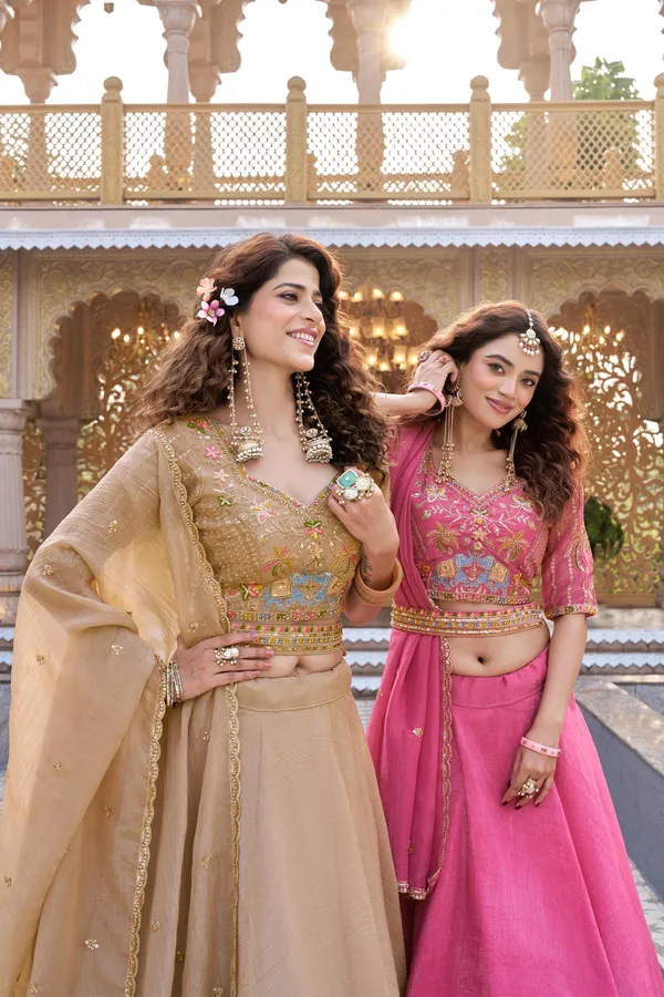 Shehnai_Gold_Lehenga