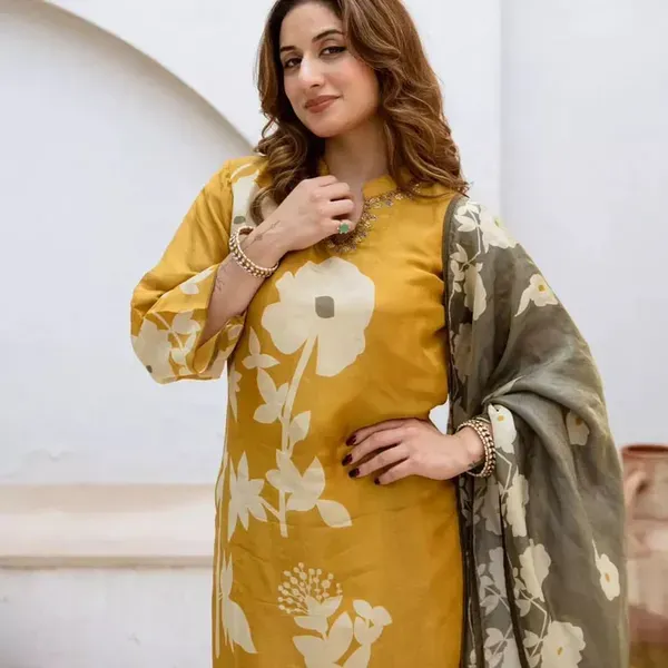 Soft_Bloom_Printed_Cotton_Kurta_Set