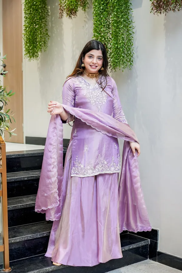 Lilac_Noor_Embroidered_Set