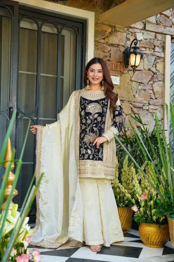 The_Royal_Navy_Velvet_Sharara_Set