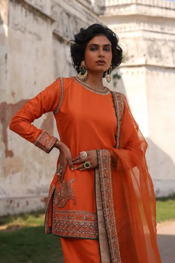 Zareen_Saffron_Embellished_Kurta_Set