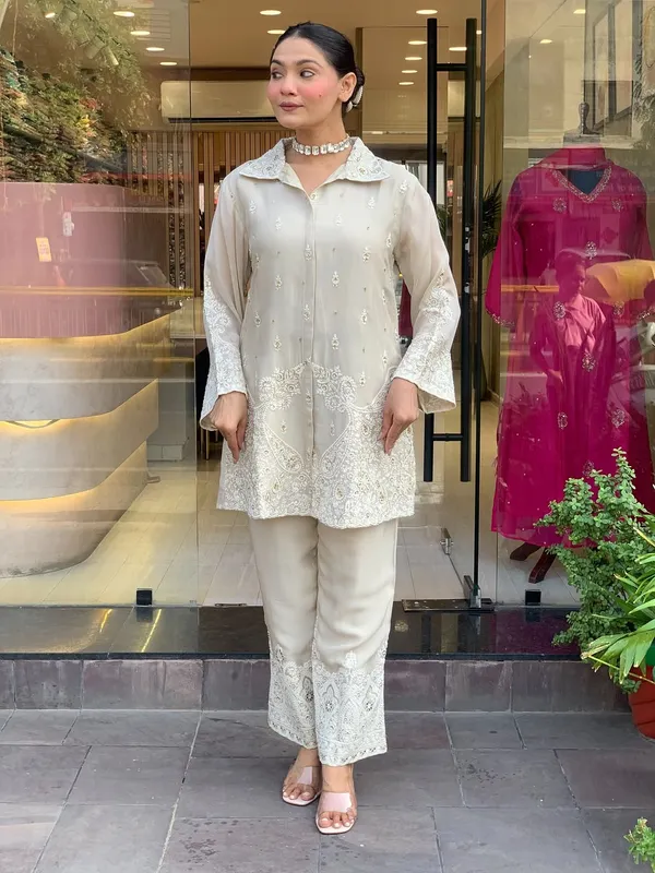 The_Ivory_Chanderi_Co-ord