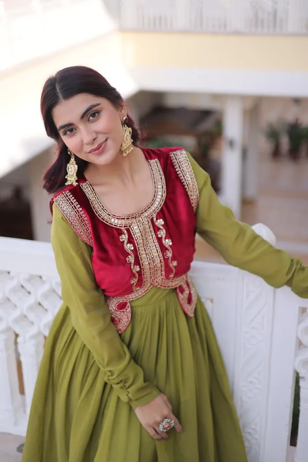 Mehendi_Muse_Suit