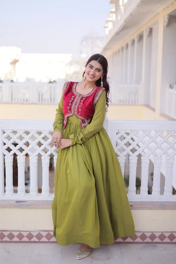 Mehendi_Muse_Suit