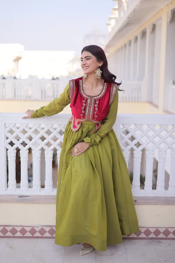 Mehendi_Muse_Suit