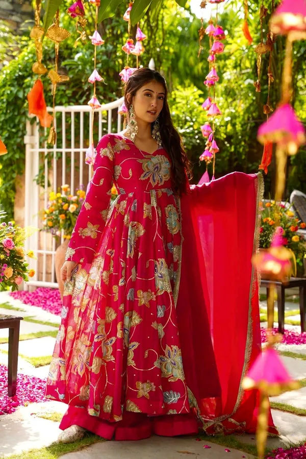 Gul-e-Bahar_Gown