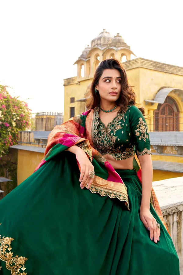Emerald_Forest_Glow_Lehenga