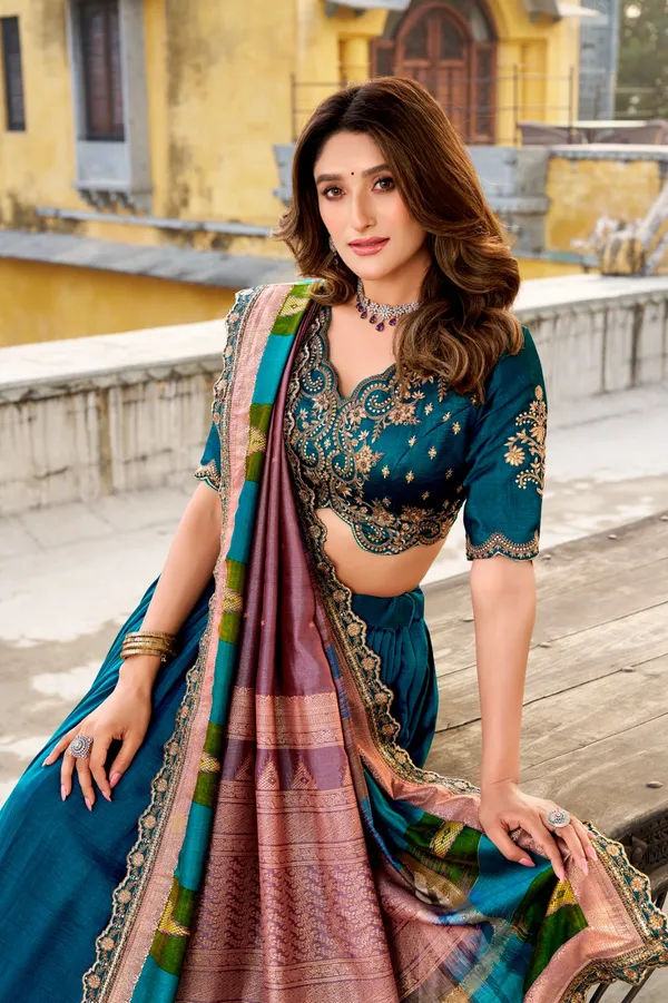 Teal_Peacock_Heirloom_Lehenga