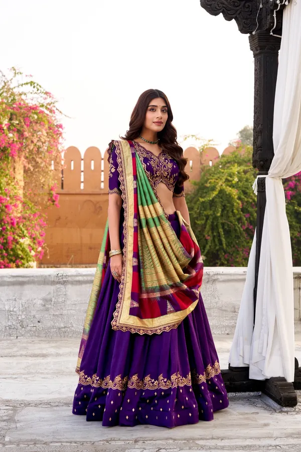 Imperial_Dusk_&_Gold_Lehenga
