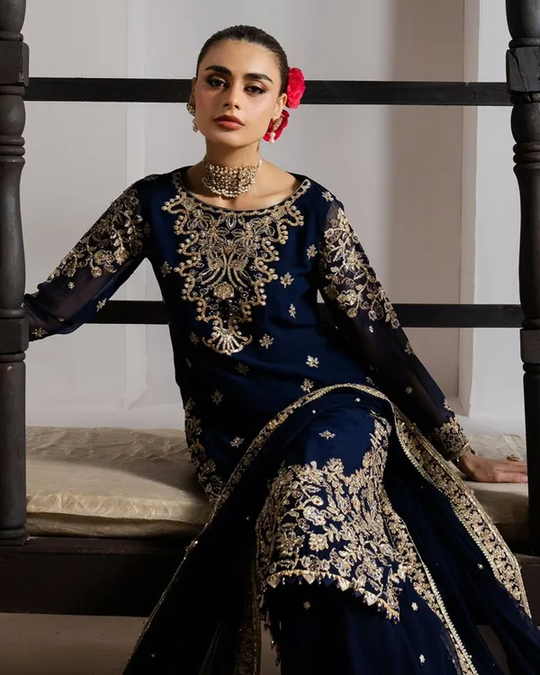 Noor_Navy_Ensemble_Suit
