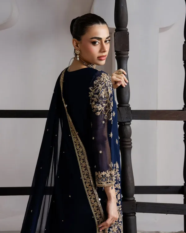 Noor_Navy_Ensemble_Suit