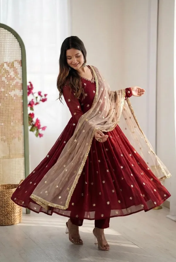 Wine_Grace_Anarkali_Set