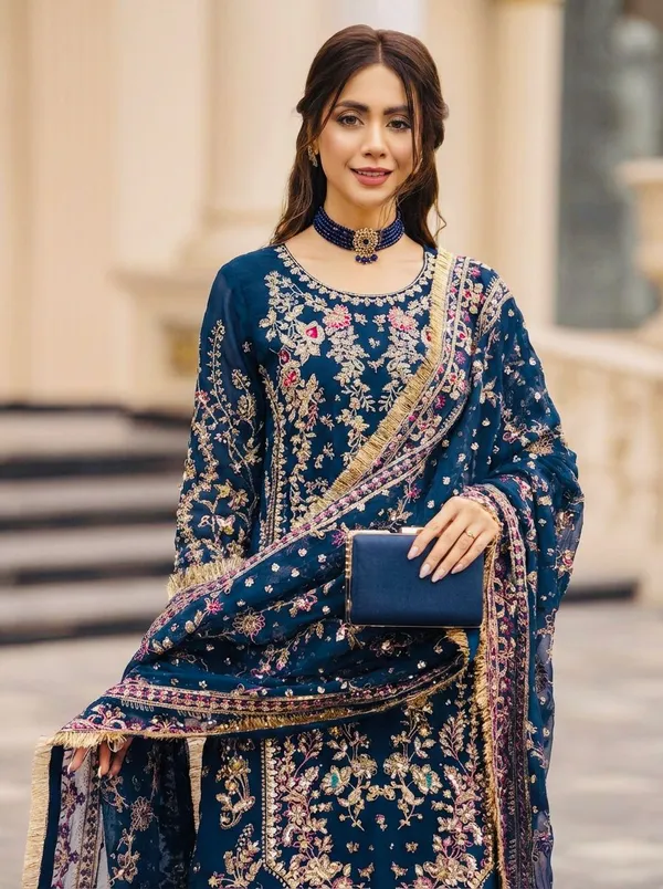 Zarqa_Regal_Suit_Set
