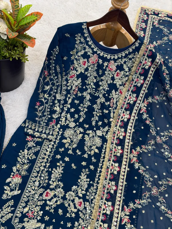 Zarqa_Regal_Suit_Set