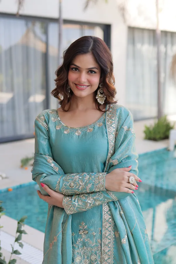 Asmani_Noor_Sharara_Suit_Set