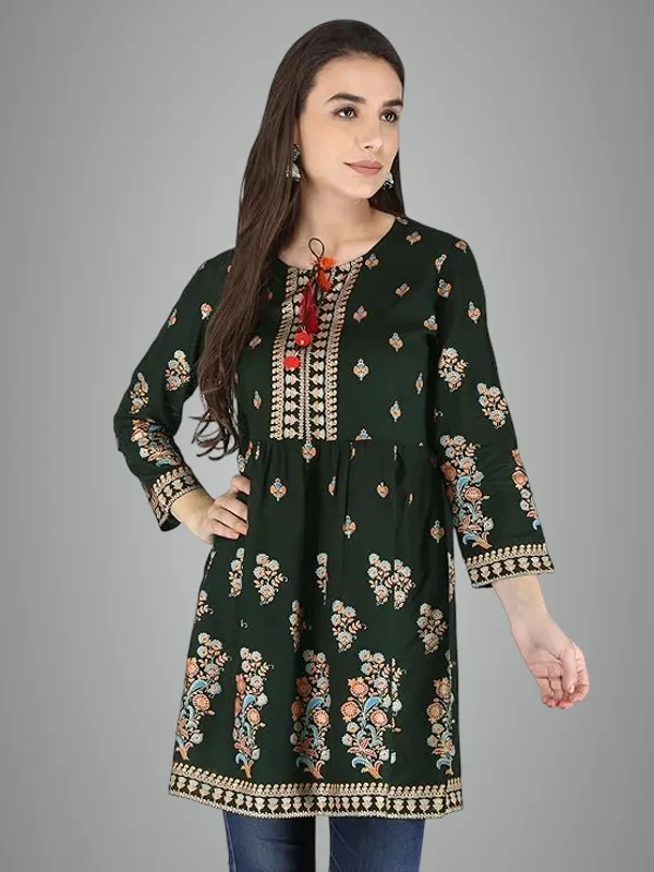 Dark_Green_Rayon_Cotton_Blend_Top_For_Women