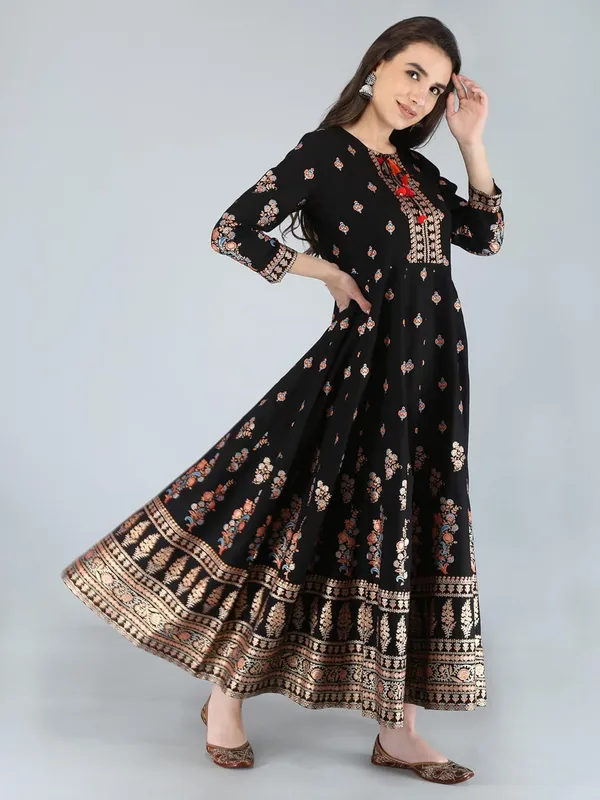 Black_Rayon_Anarkali_Kurti_For_Women