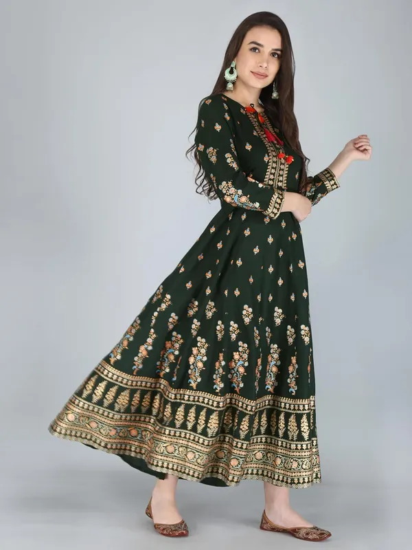 Dark_Green_Rayon_Anarkali_Kurti_For_Women