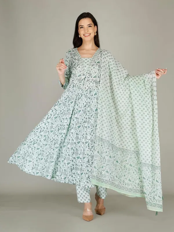 Multicolor_Rayon_Suit_For_Women