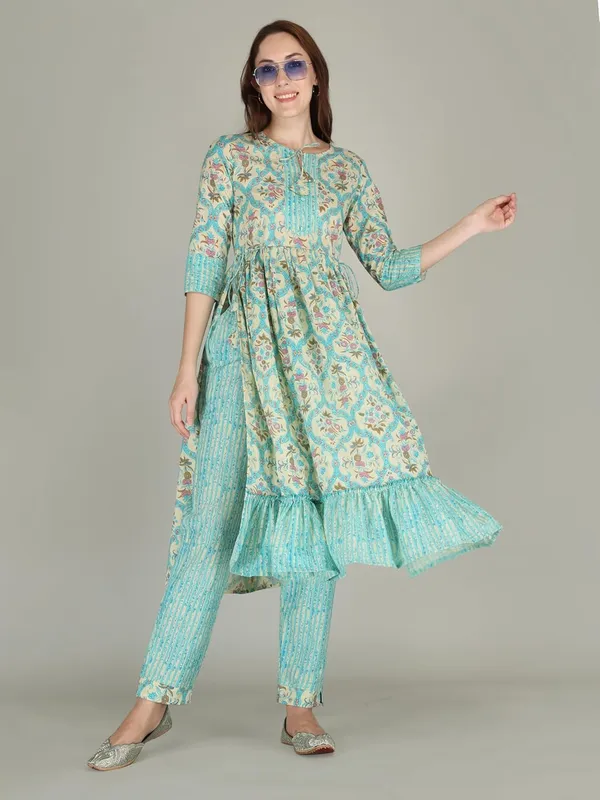Light_Green_Rayon_Kurti_With_Pant_For_Women
