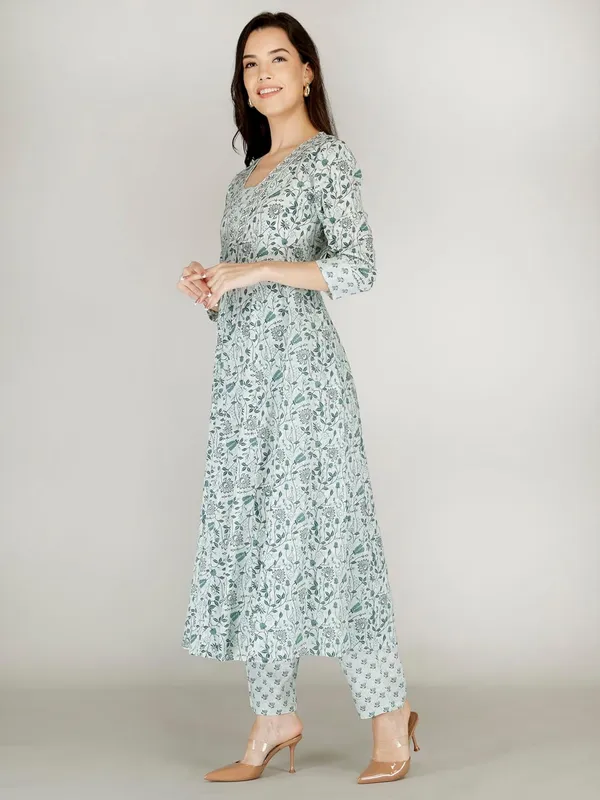 Multicolor_Rayon_Kurti_With_Pant_For_Women