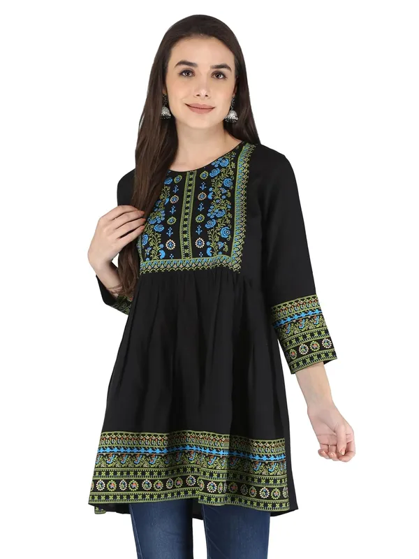 Black_Rayon_Top_For_Women