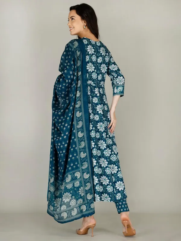 Blue_Rayon_Suit_For_Women