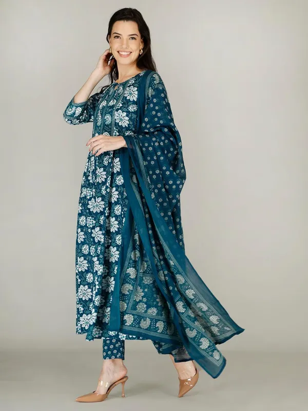 Blue_Rayon_Suit_For_Women