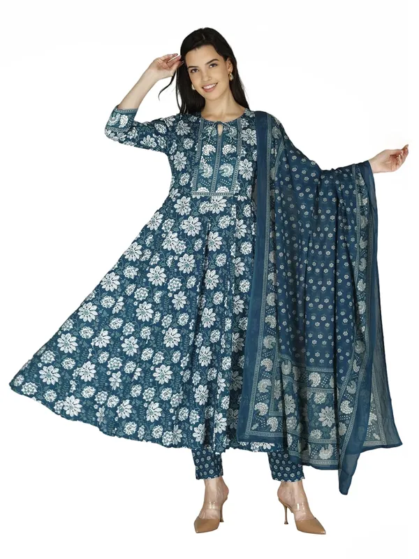 Blue_Rayon_Suit_For_Women