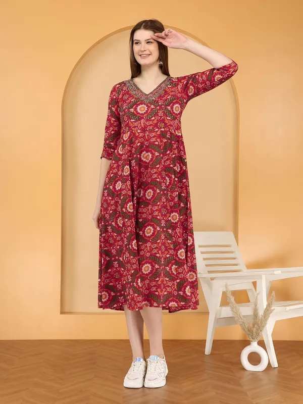 Red_Cotton_Anarkali_Kurti_For_Women