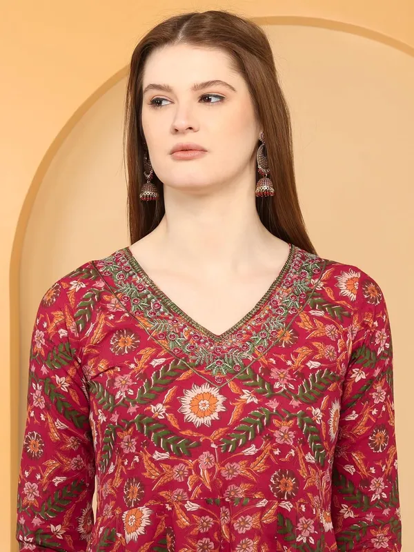 Red_Cotton_Anarkali_Kurti_For_Women