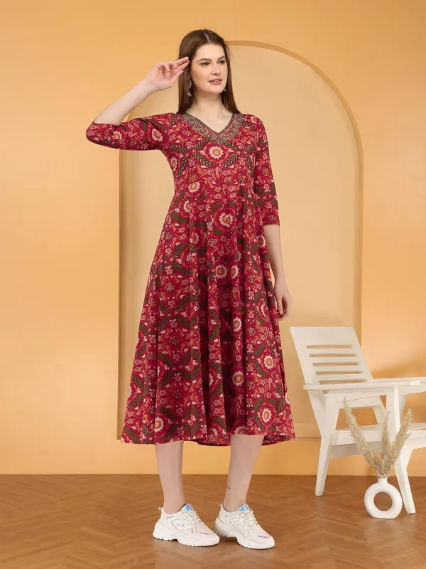 Red_Cotton_Anarkali_Kurti_For_Women