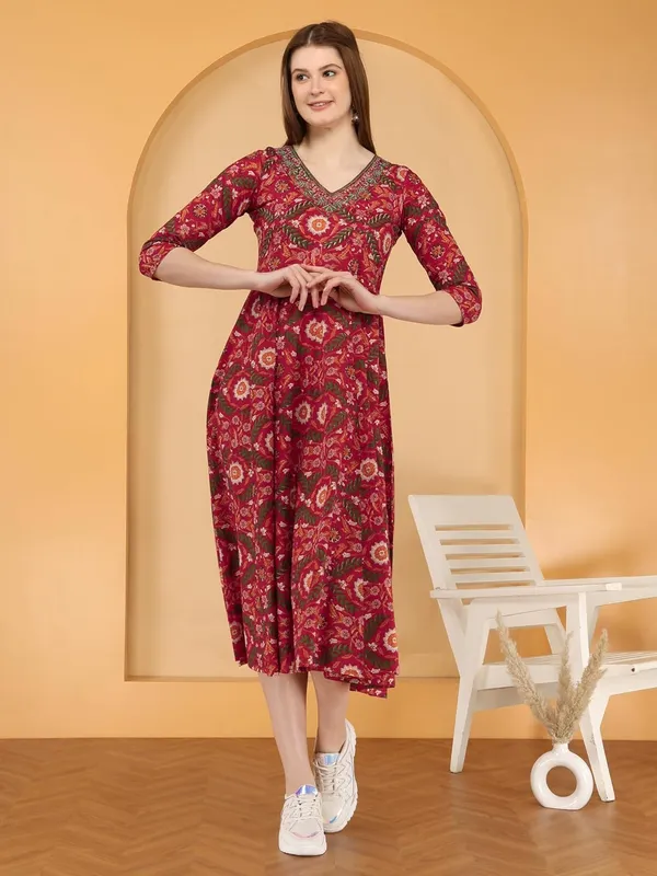 Red_Cotton_Anarkali_Kurti_For_Women