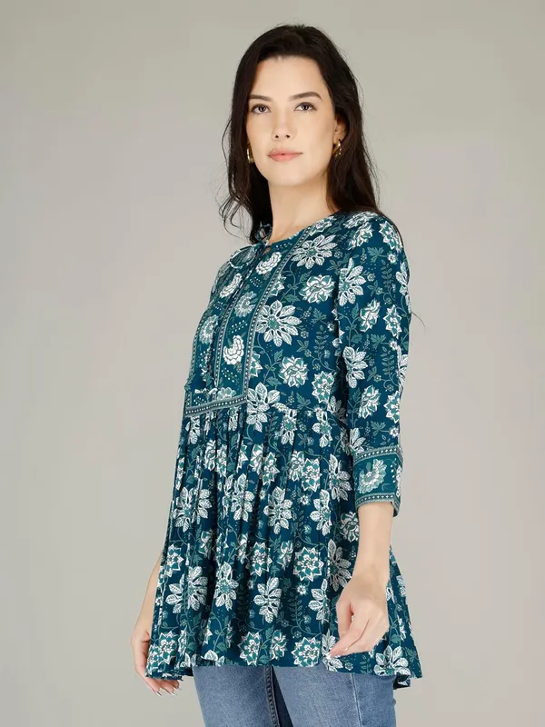 Blue_Cotton_Blend_Top_For_Women