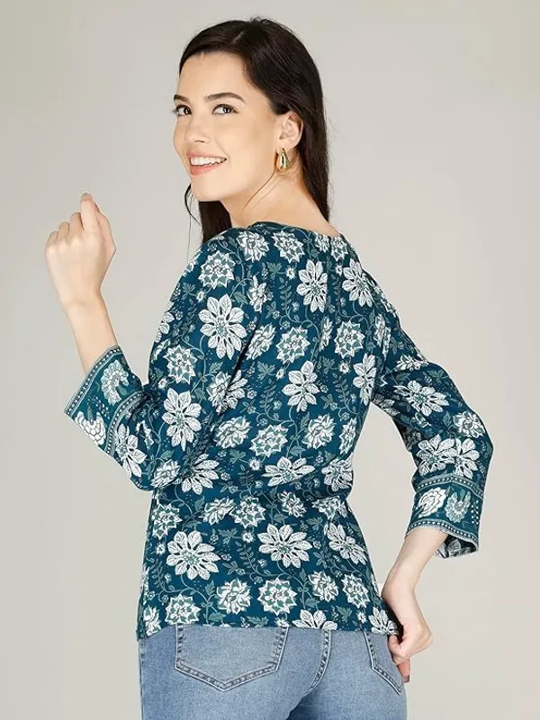 Blue_Cotton_Blend_Top_For_Women