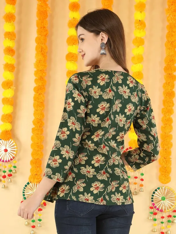 Green_Cotton_Blend_Top_For_Women