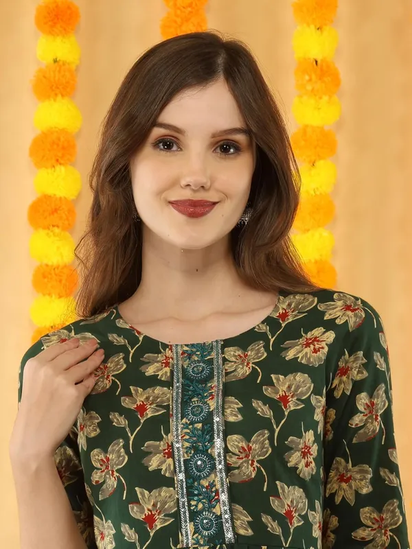 Green_Cotton_Blend_Top_For_Women