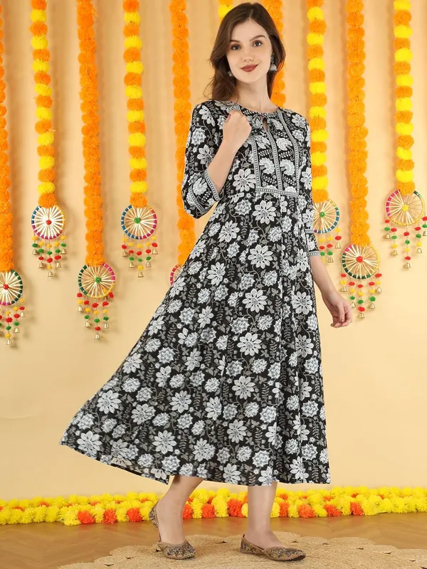 Black_Cotton_Anarkali_Kurti_For_Women