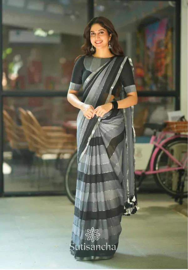Mul_Cotton_Handloom_Self_Design_Saree_For_Women