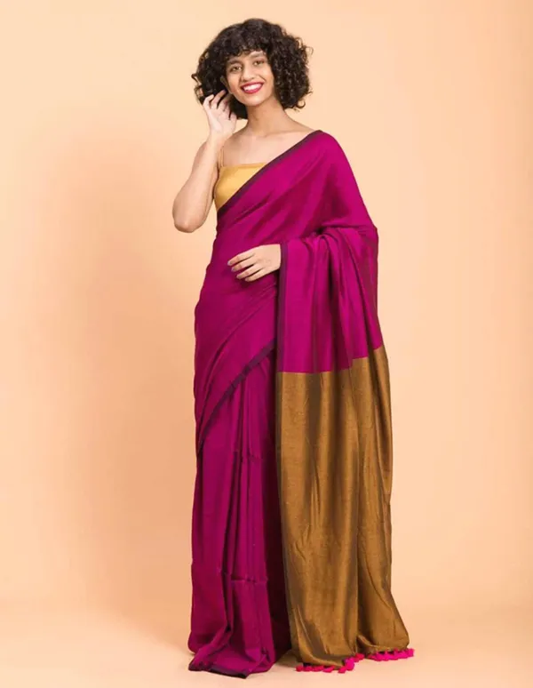 Magenta_&_Gold_Cotton_Blend_Handloom_Solid/Plain_Saree_For_Women