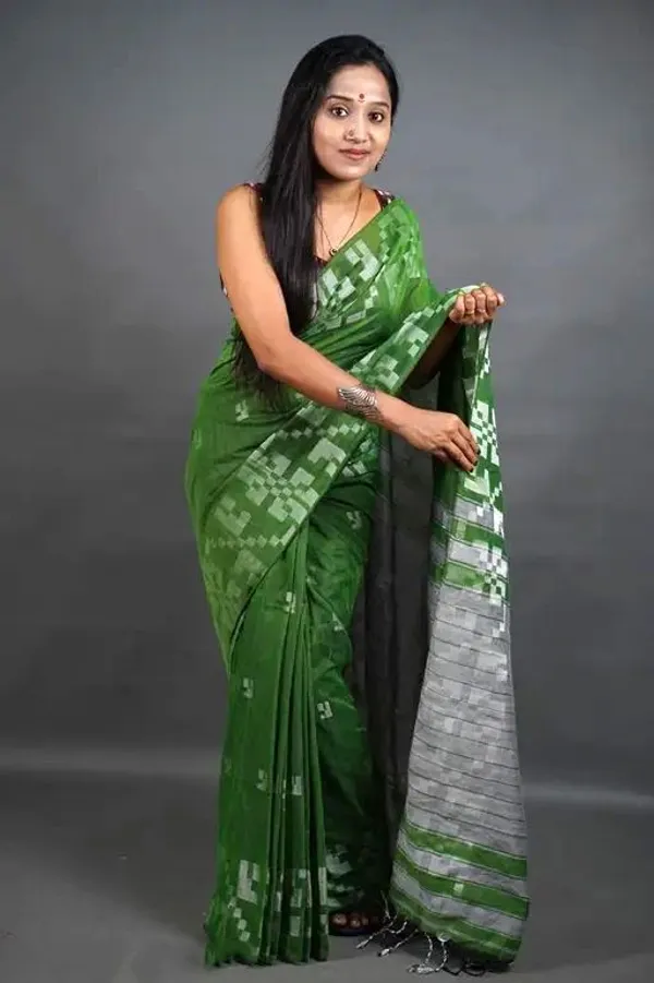 Green_Pure_Cotton_Handloom_Woven_Saree_For_Women