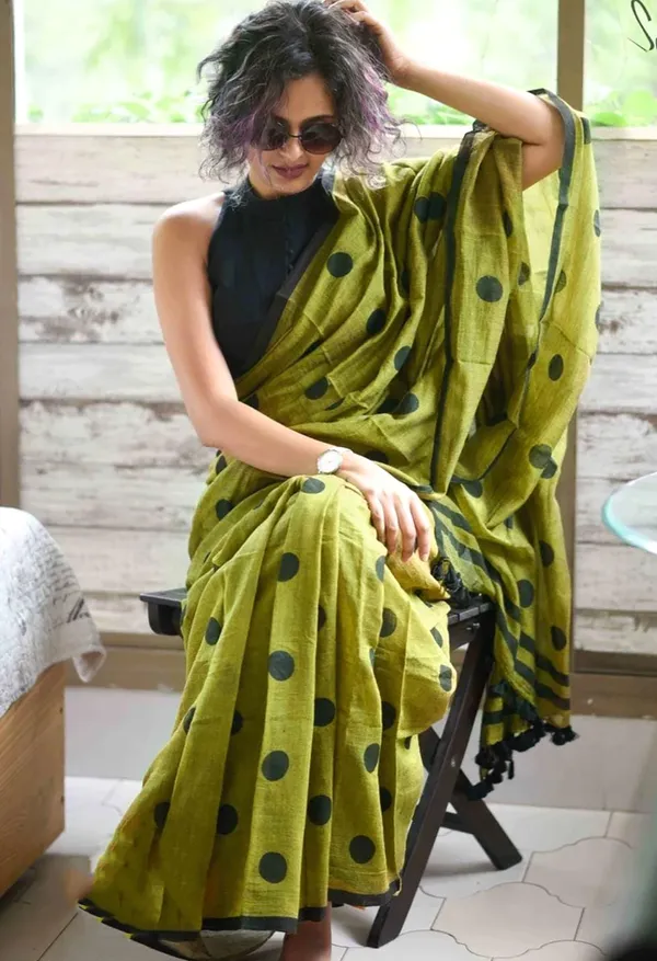 Mehendi_Pure_Cotton_Handloom_Polka_Print_Saree_For_Women