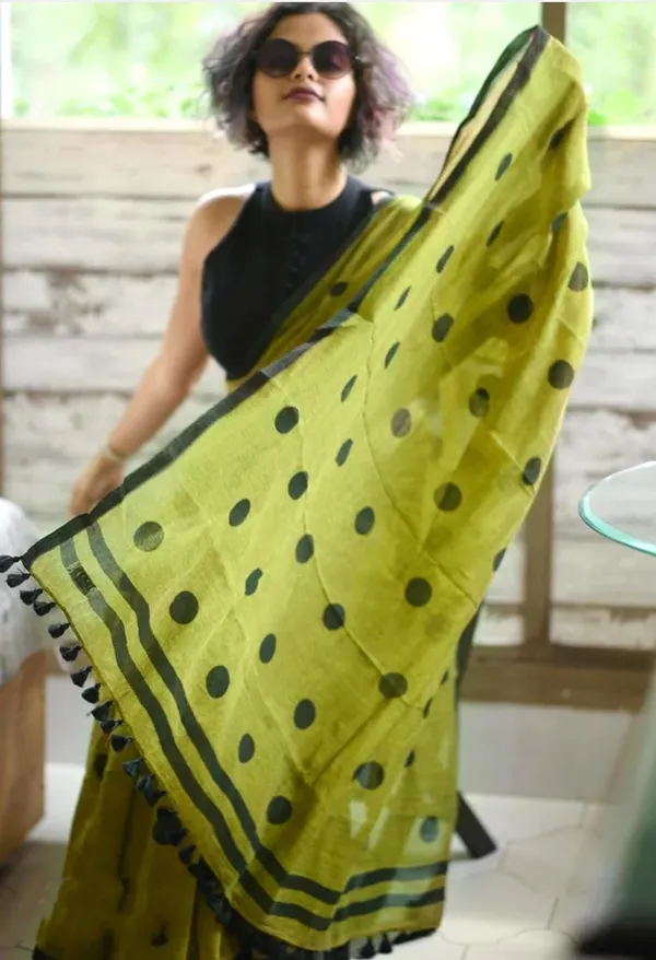 Mehendi_Pure_Cotton_Handloom_Polka_Print_Saree_For_Women