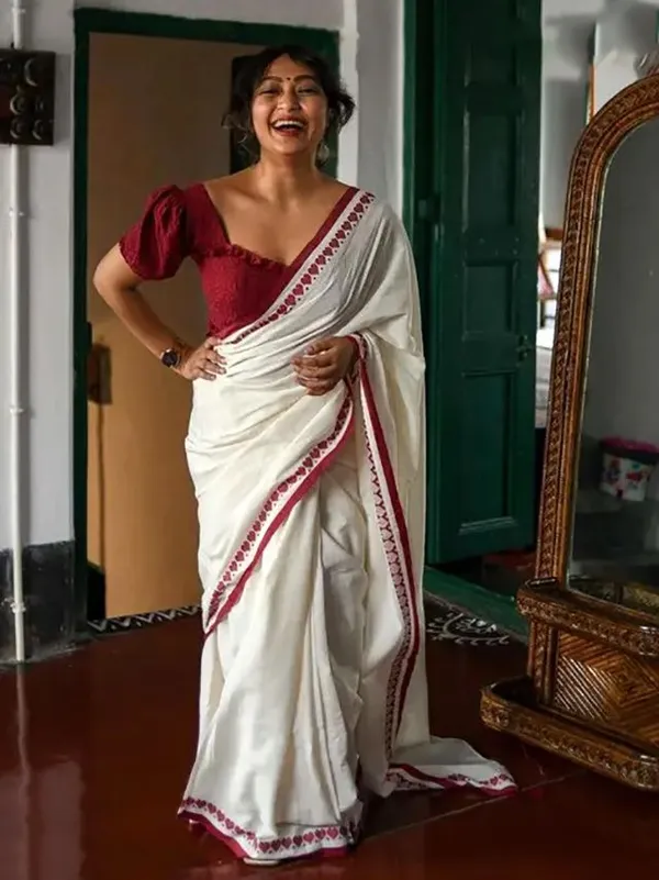 White_Cotton_Silk_Handloom_Solid/Plain_Saree_For_Women